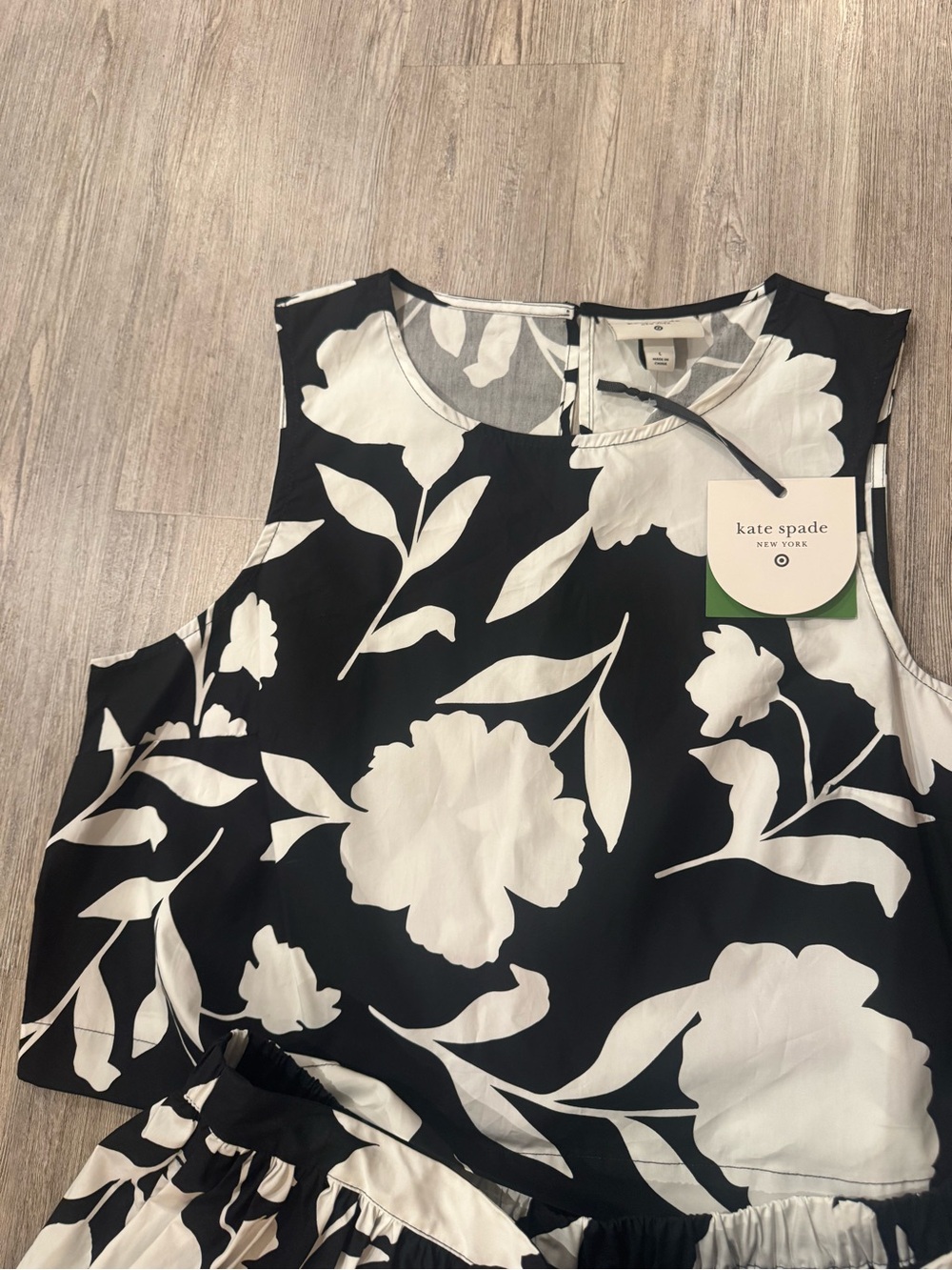 Kate Spade Black & White Floral Sleeveless Top and Skirt BRAND NEW - Picture 5 of 11